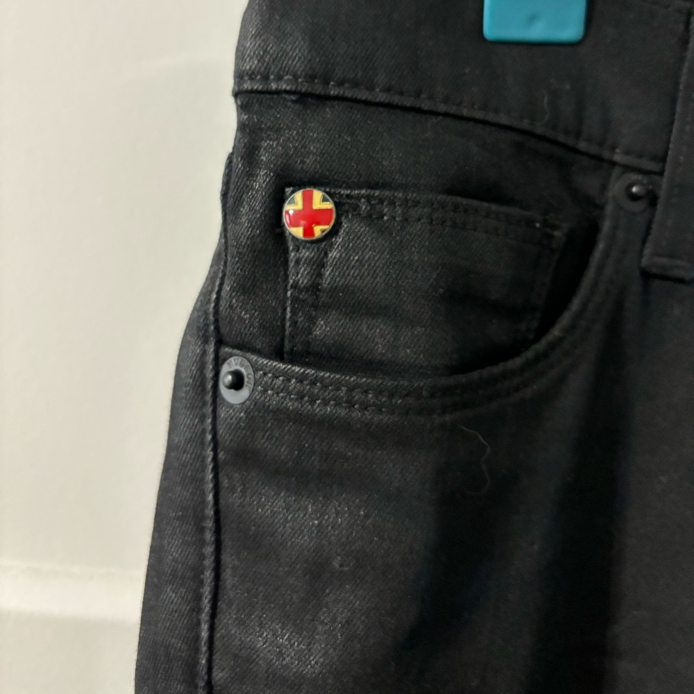 Hudson “Krista Super Skinny” black jeans
